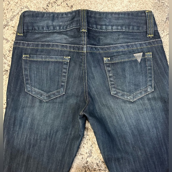 Guess Jeans - Picture 5 of 5